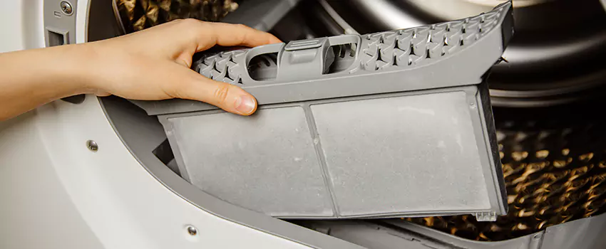 Signs Of A Clogged Dryer Lint Trap in Waltham, Massachusetts